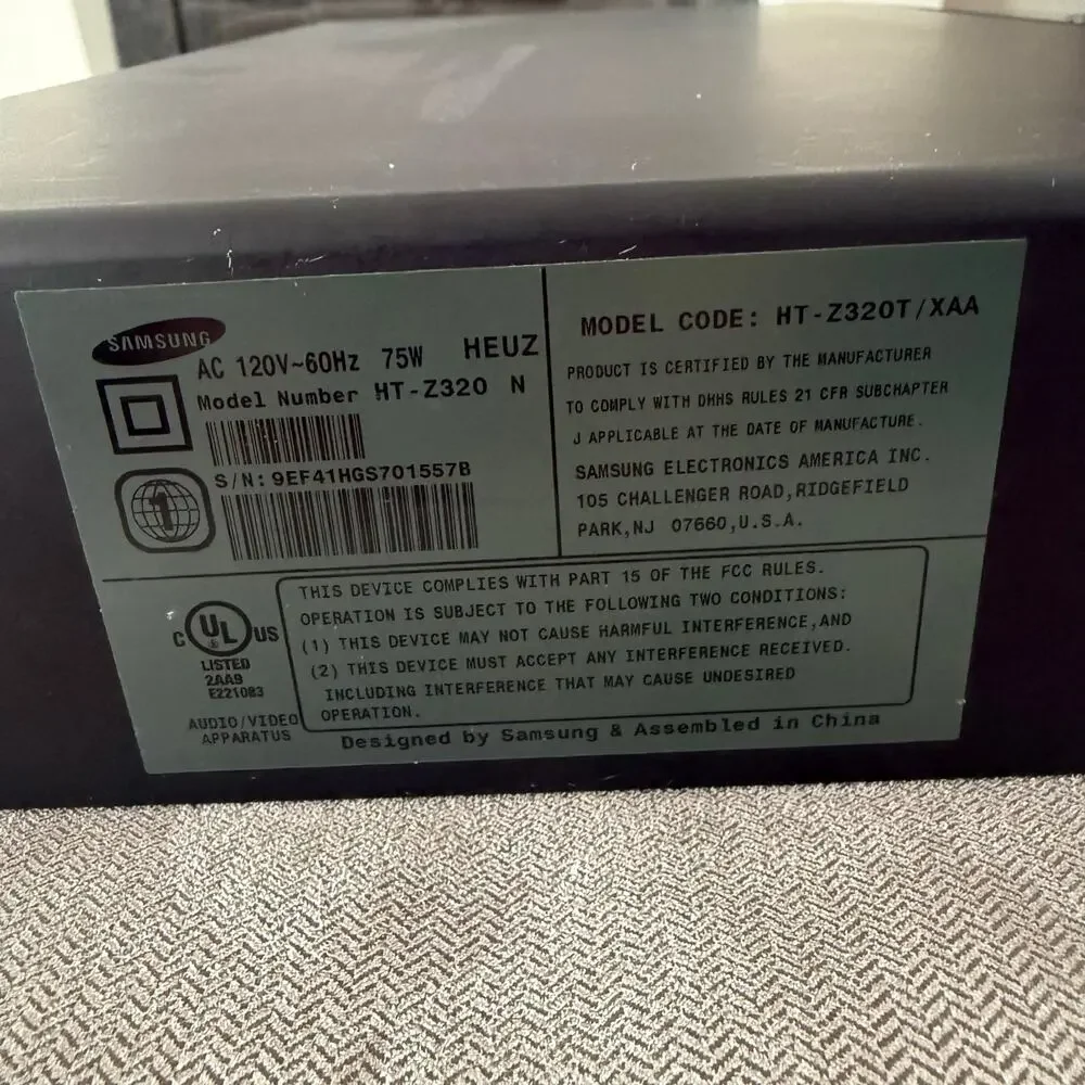 Samsung HT-Z320 DVD Home Theater Receiver Main Unit Powers On No Remote